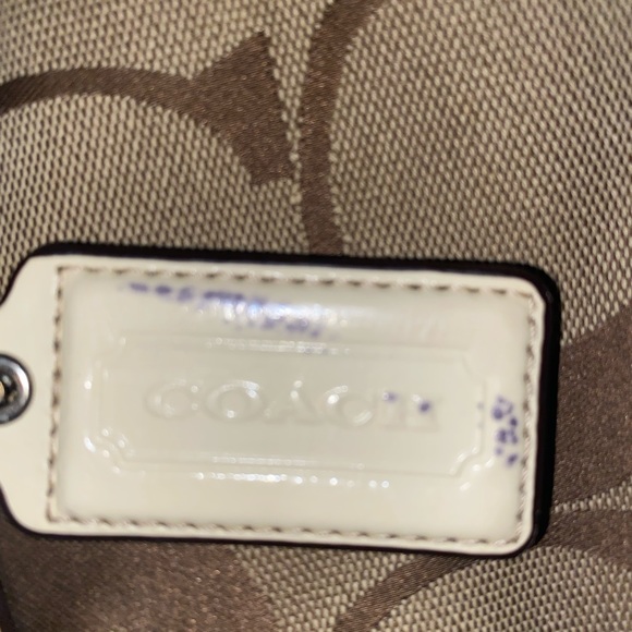 Used COACH purse - Picture 3 of 6